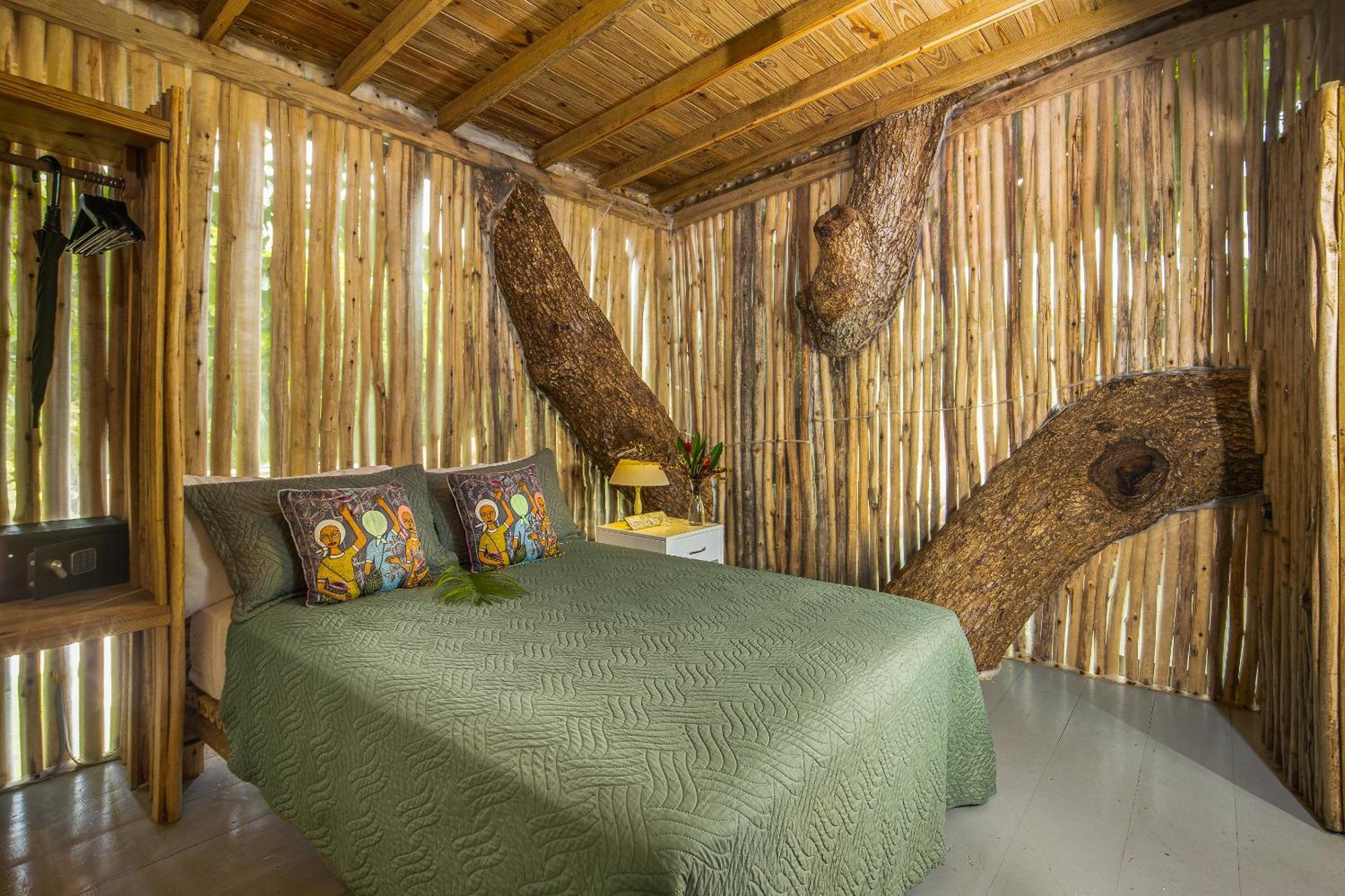 El Encuentro Surf Lodge Cabarete Exterior photo