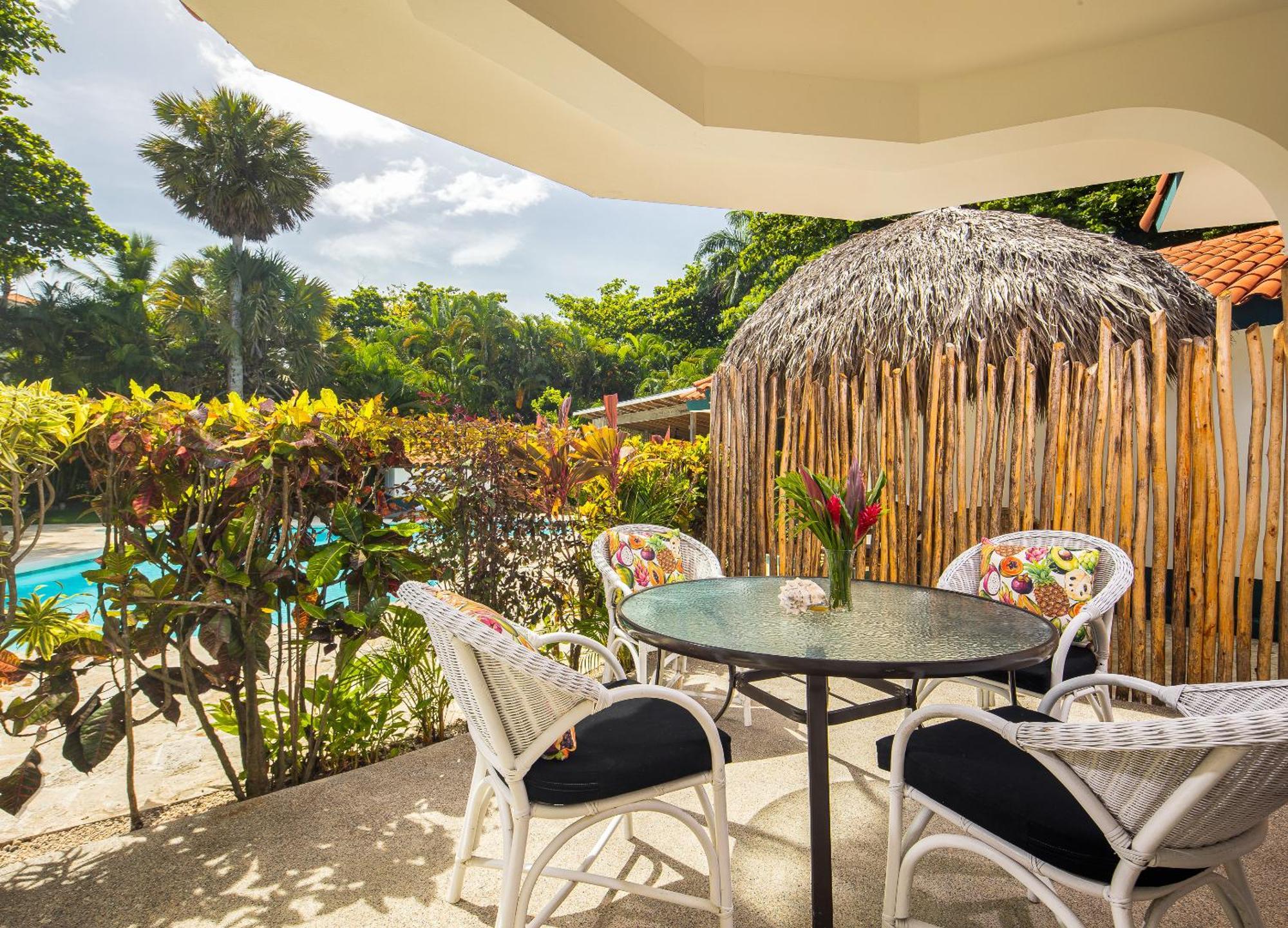 El Encuentro Surf Lodge Cabarete Exterior photo